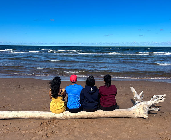 Nos Pertenecemos (We belong together)